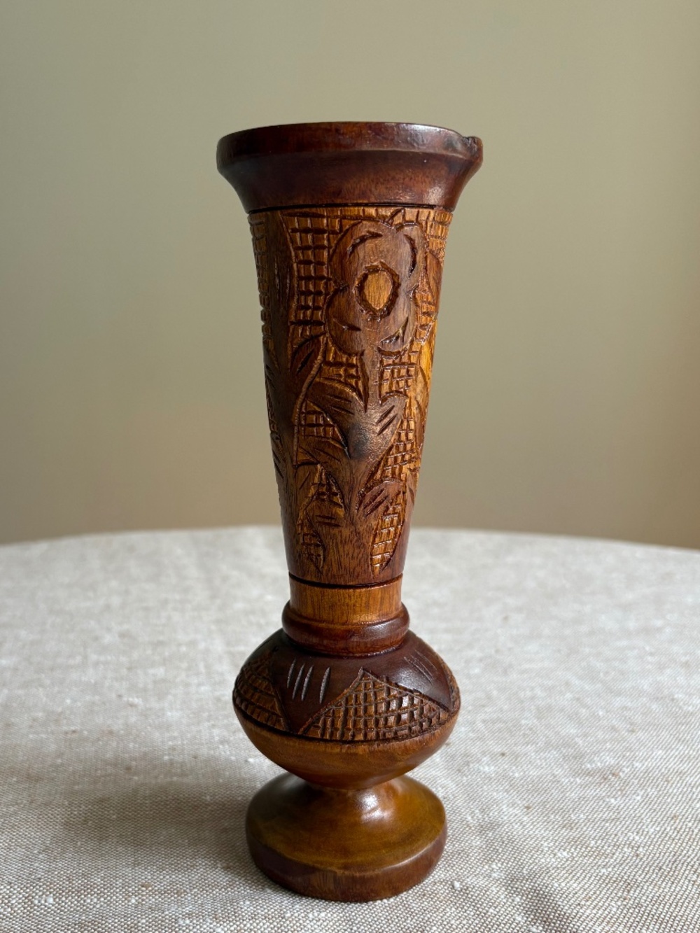 Vintage Hand Carved Wooden Vase Folk Art Floral Pedestal Bud 7"